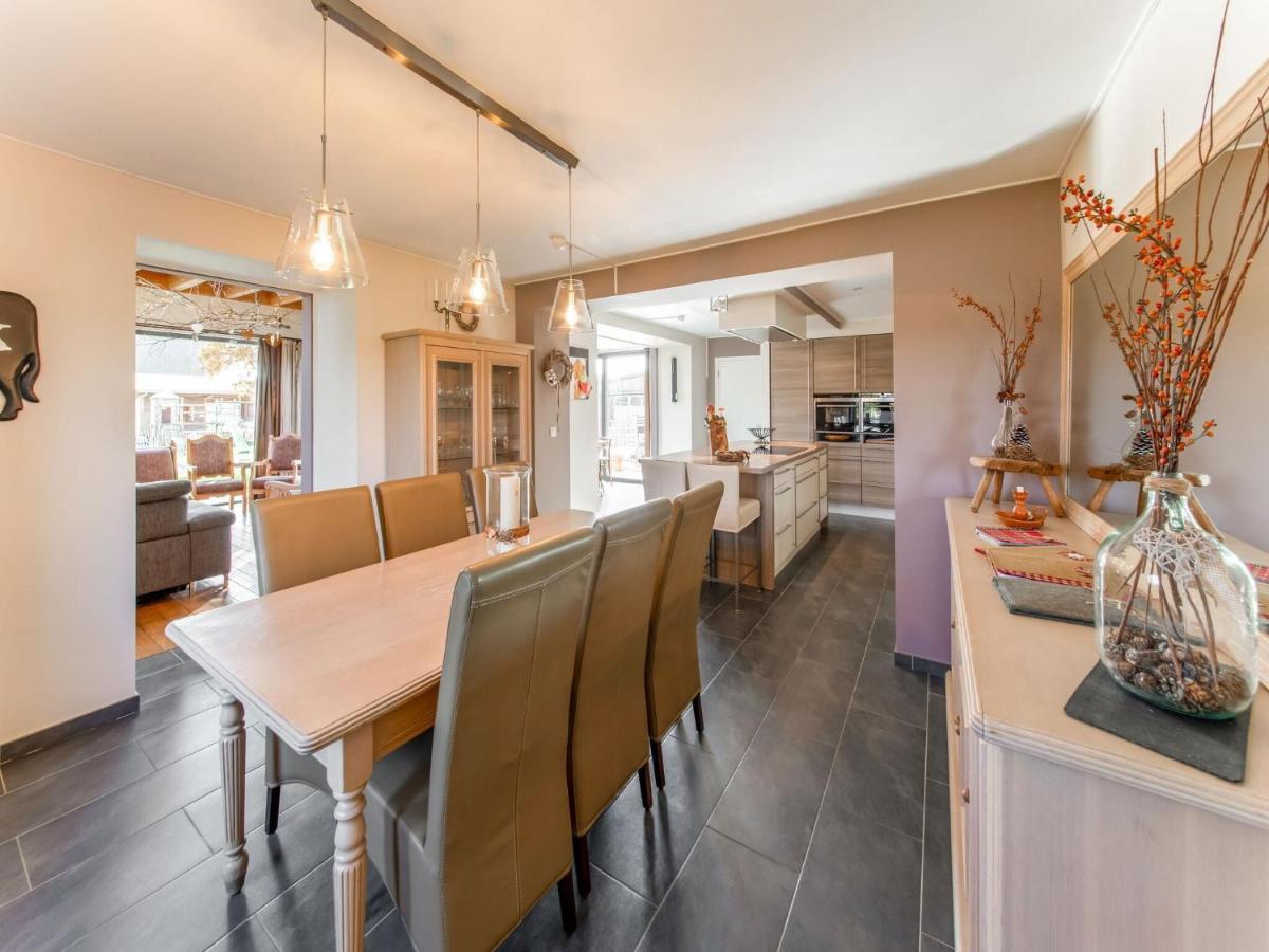 Luxurious House With Sauna In A Farm In Bastogne Eksteriør bilde